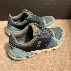 On Cloud Cloudflyer Women's Running Shoes Size 10 Aqua